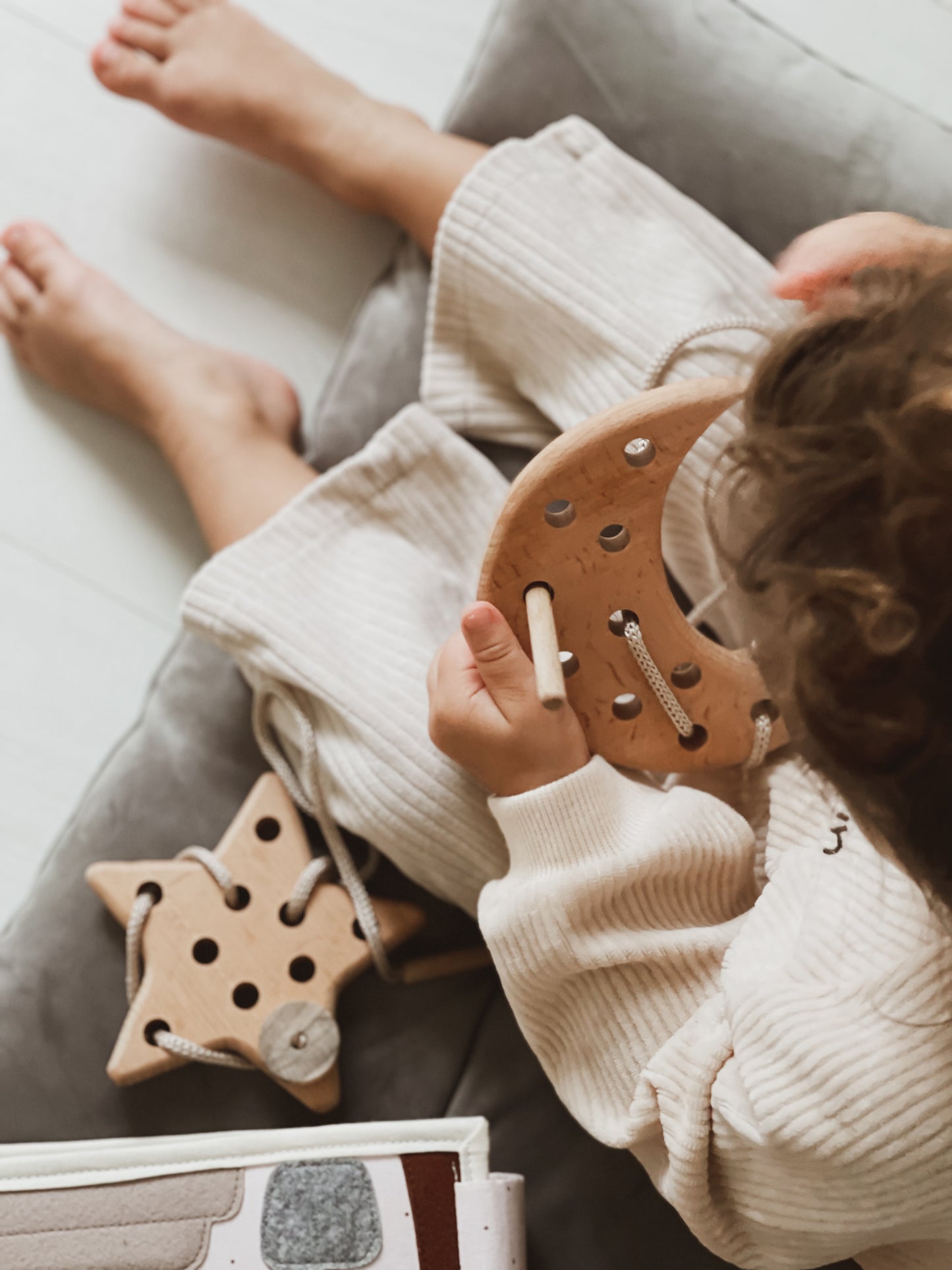 Träle -leksaker (stjärna, måne eller moln)