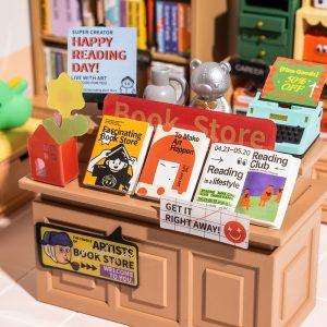 Fascinating Book Store - Carpe Toys
