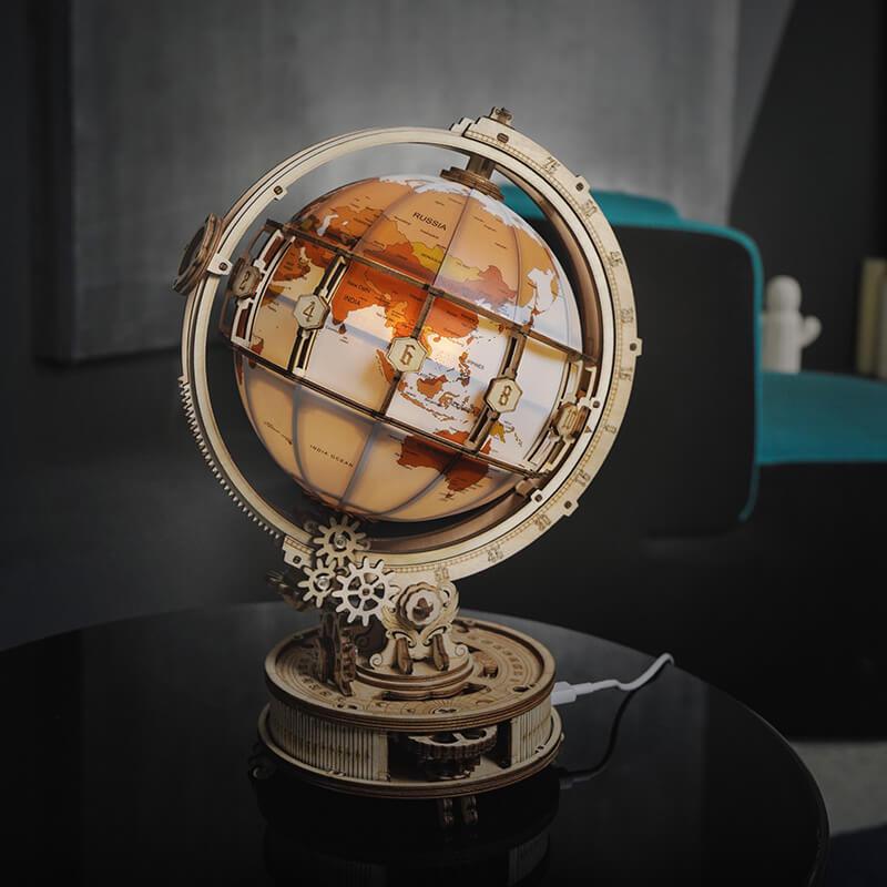 Luminous Globe - Carpe Toys